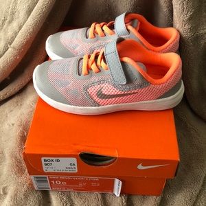 Nike Revolution Toddler Girls Sneakers